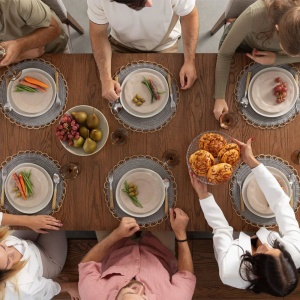 Masa extensibila 45 cm la 300 cm Even, din lemn masiv, Homedit