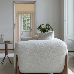 Canapea Atlas, Homedit