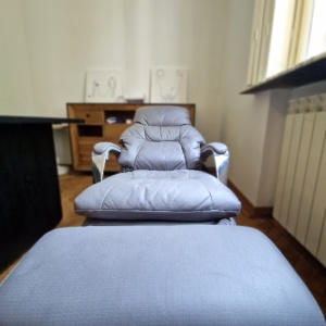 Scaun de birou Nirvana rabatabil cu suport picioare – piele microfibră premium | Homedit