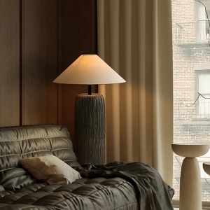 Lampă de podea Clay – Design natural, eleganță discretă | Homedit