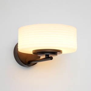 Aplica de perete Capri din sticlă și metal, 25×15 cm | Homedit