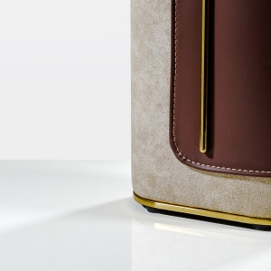 Lampă de masă Lycra – Design sofisticat din piele și abajur textil | Homedit