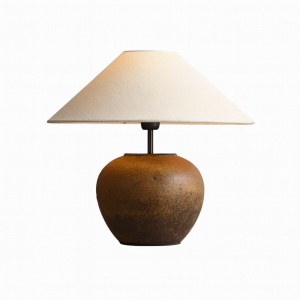 Lampa Shade – Design Elegant cu Bază Ceramică și Abajur Textil