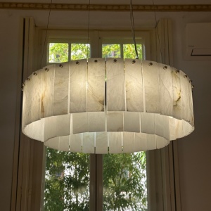 Candelabru din marmura naturala si 3 tipuri de lumini, 60 x 60 cm, Corp de iluminat Davano, Homedit