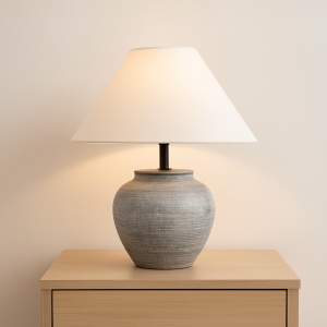 Lampă ceramică Volerra cu abajur textil – iluminat elegant pentru casă