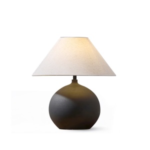Lampă Lebes ceramică cu abajur textil – design elegant pentru living și dormitor