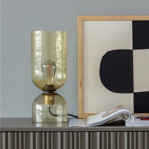 Lampa de birou Acai din sticlă ciocănită – design modern cu lumină caldă și elegantă