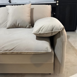 Canapea extensibilă Helsinki din catifea antipată – design premium, confort și eleganță